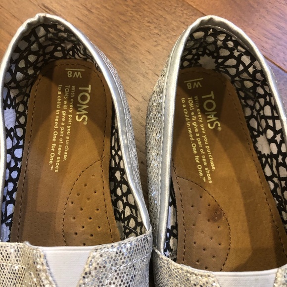 Toms size 8 (worn once) - Picture 5 of 8